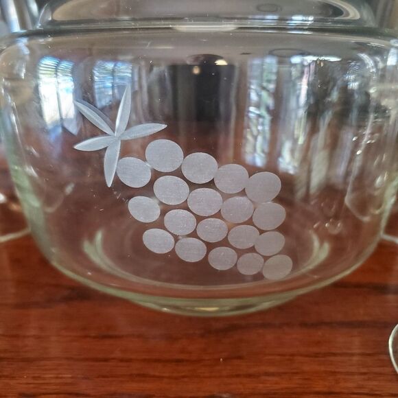 Mid Century Glass Decanter and 5 Cordial Glass Set Etched Grape Design - Picture 6 of 8